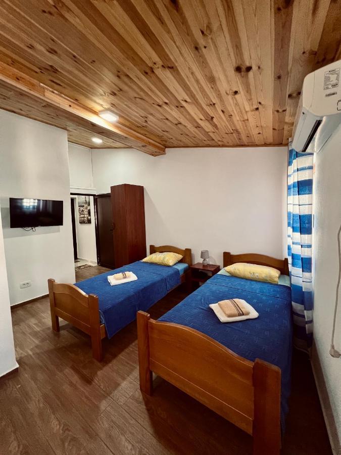 Old Town - Guest House 斯塔里酒吧 外观 照片